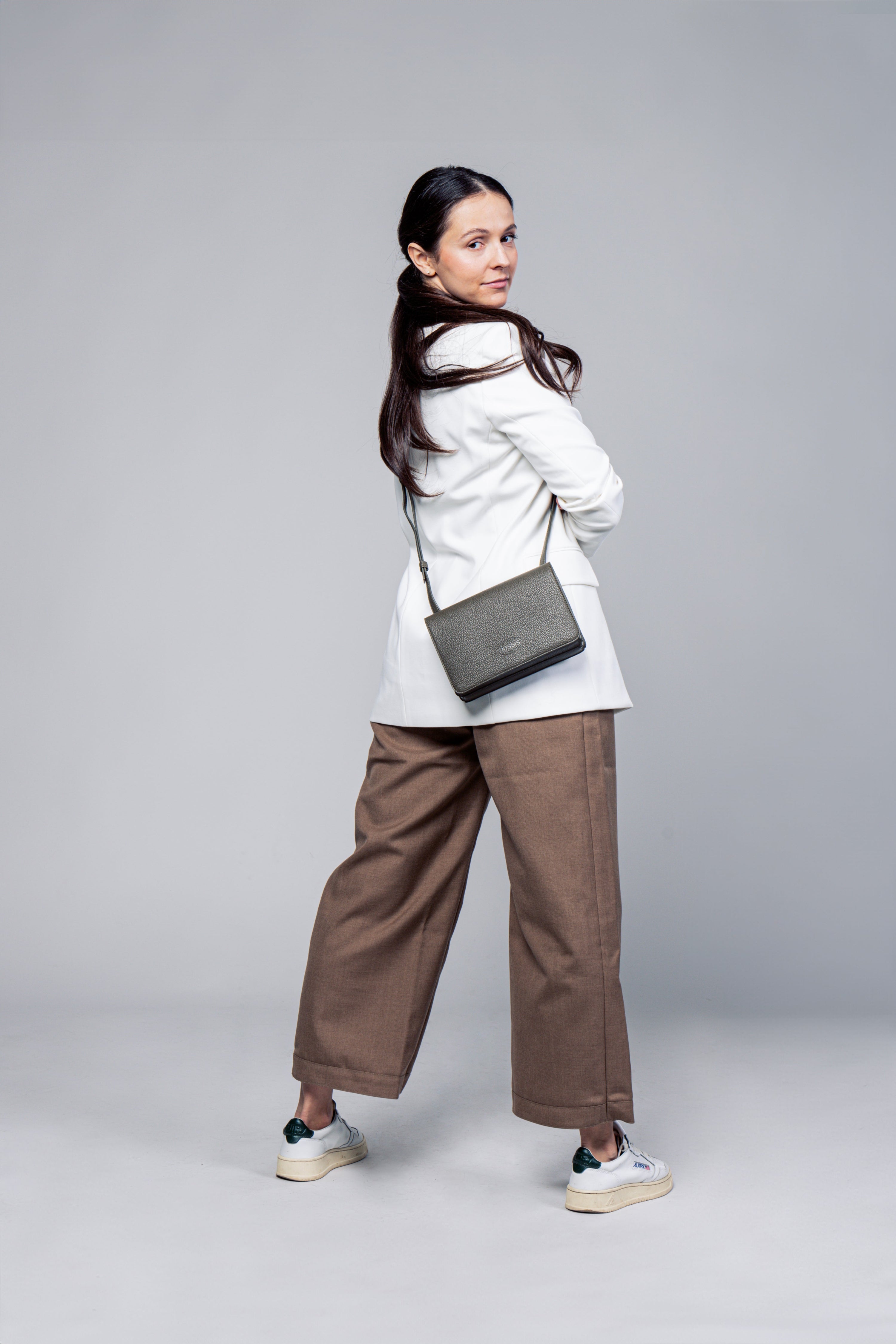 Umhängetasche - Juli 2.0 Lux Dark Olive